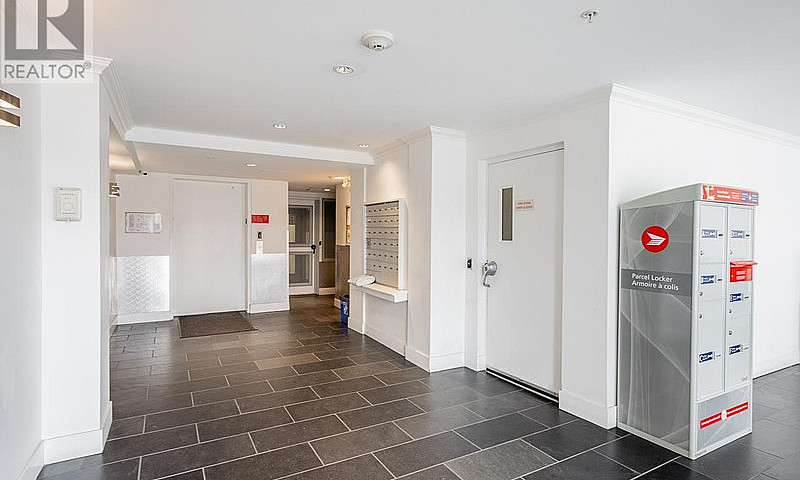 303 3423 E Hastings ...