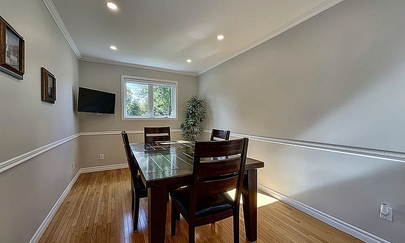 $629,500 - Bungalow ...