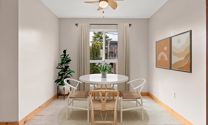 New Listing! 306 808...