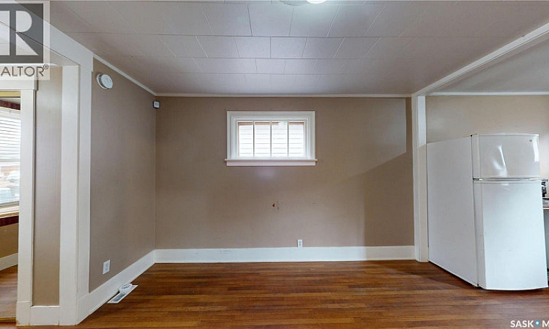 512 J Avenue S Saska...