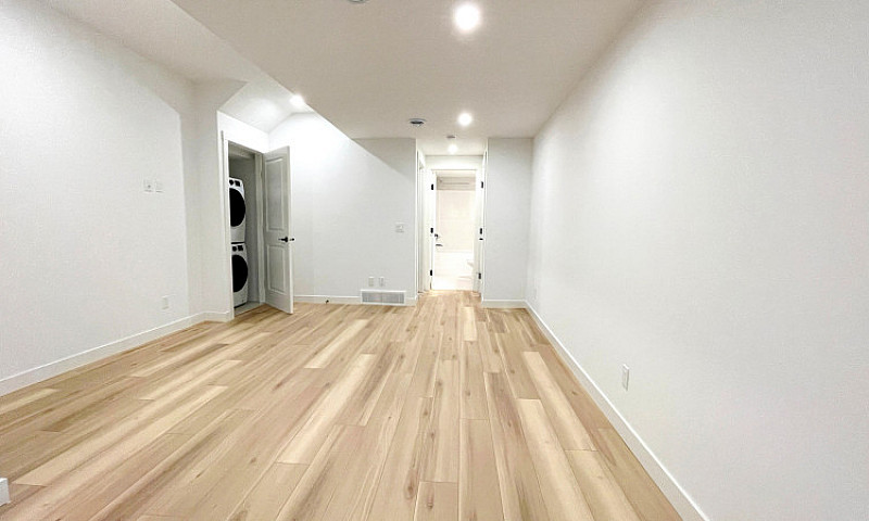1 Bedroom, 1 Bath Ba...