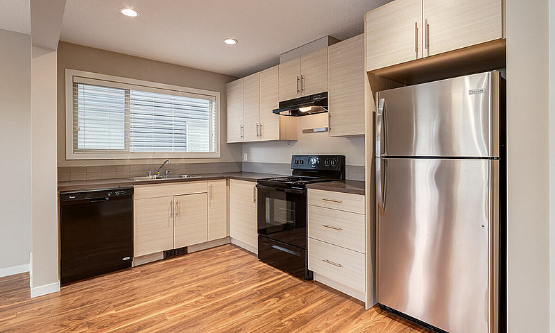 Townhomes With In Su...