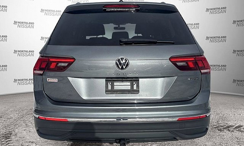 2022 Volkswagen Tigu...