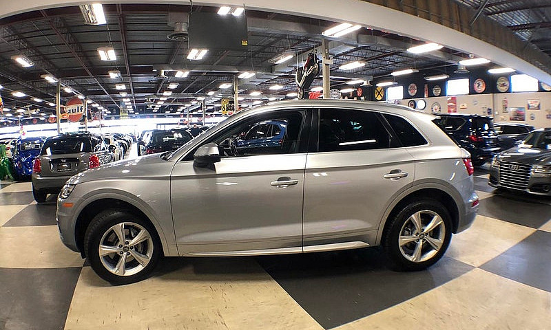 2018 Audi Q5 Progres...