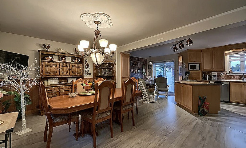 $405,000 - Bungalow ...