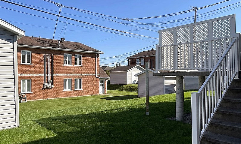 $439,900 - Semi-Deta...