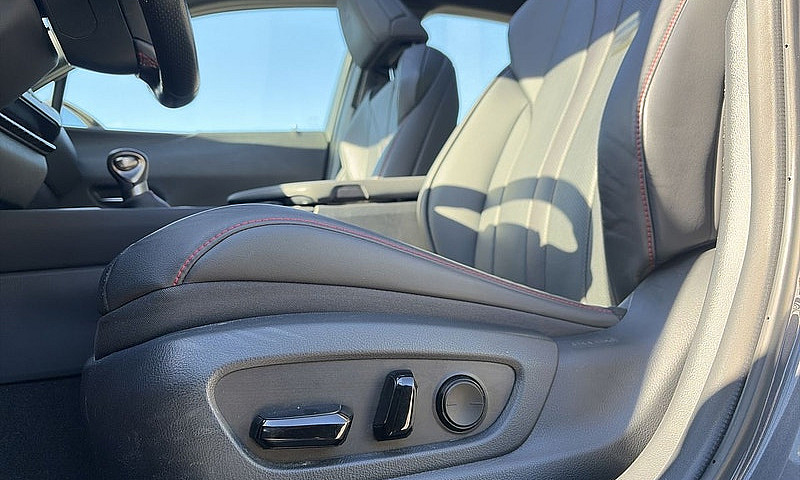 2023 Lexus Ux 250H U...