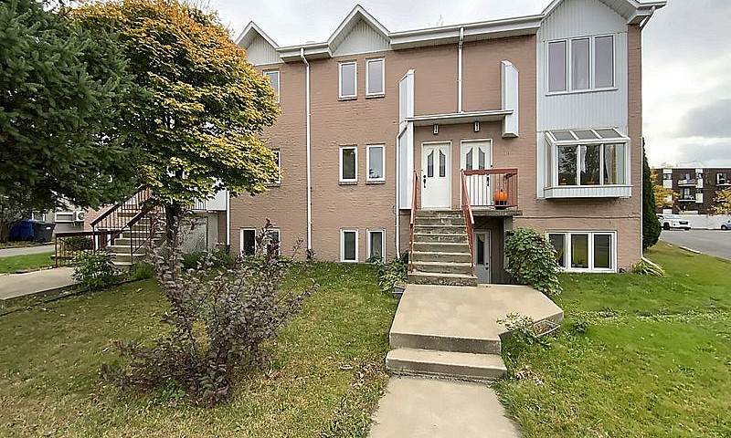 383 800$ - Condo À V...