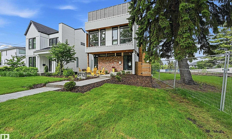 8712 120 St Nw Edmon...