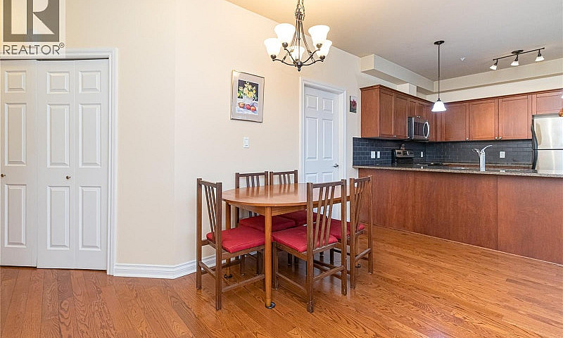 216 866 Goldstream A...