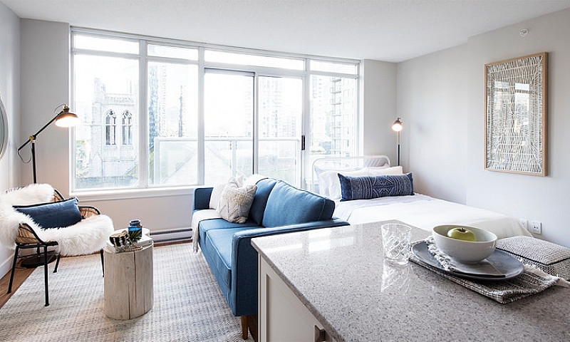 Stylish Studio Suite...