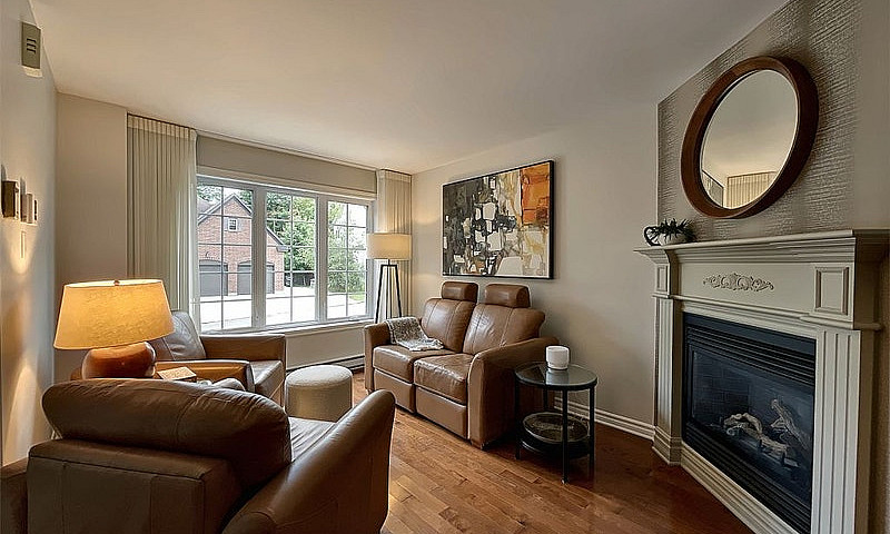 $795,000 - Bungalow ...