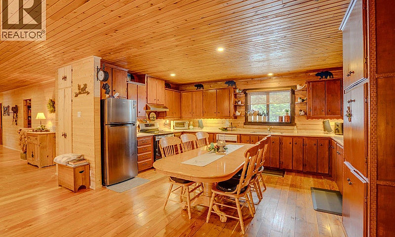 1519 Highway 6 Highw...