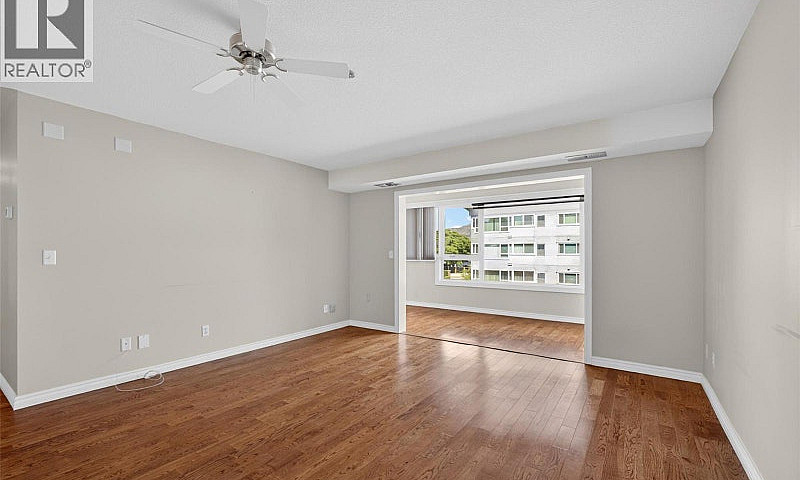 1045 Sutherland Aven...