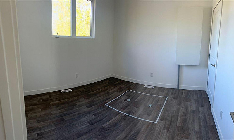 2-Bedroom House In W...