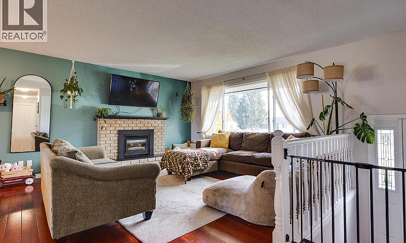 195 Portage Street P...