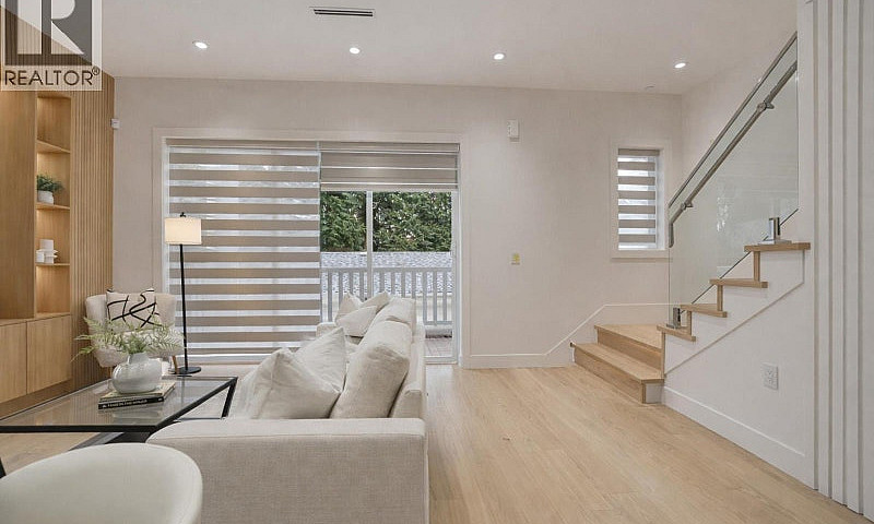 3112 W 42Nd Avenue V...