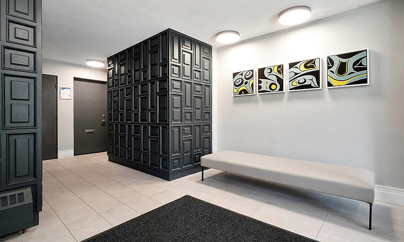 Studio Apartment For...