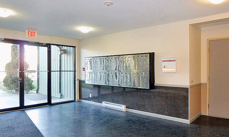Newton Apartment For...