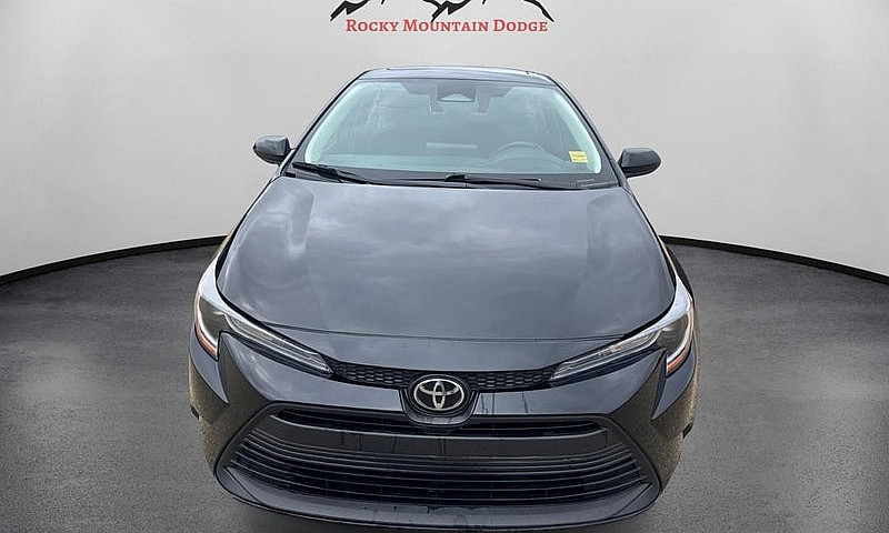 One Owner 2023 Toyot...