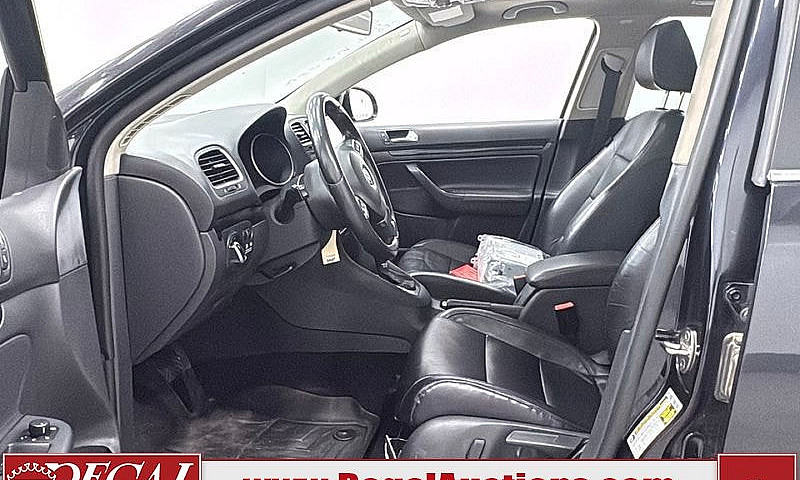 2011 Volkswagen Jett...