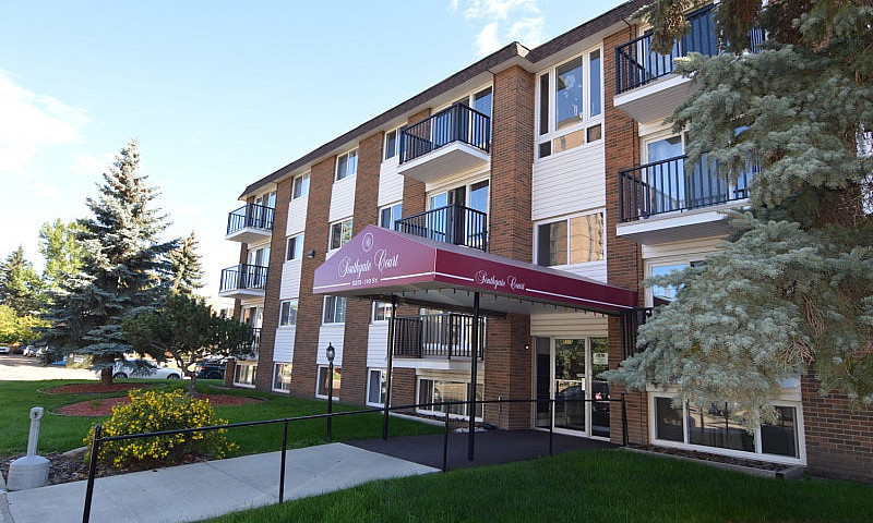 Southgate Court - 52...