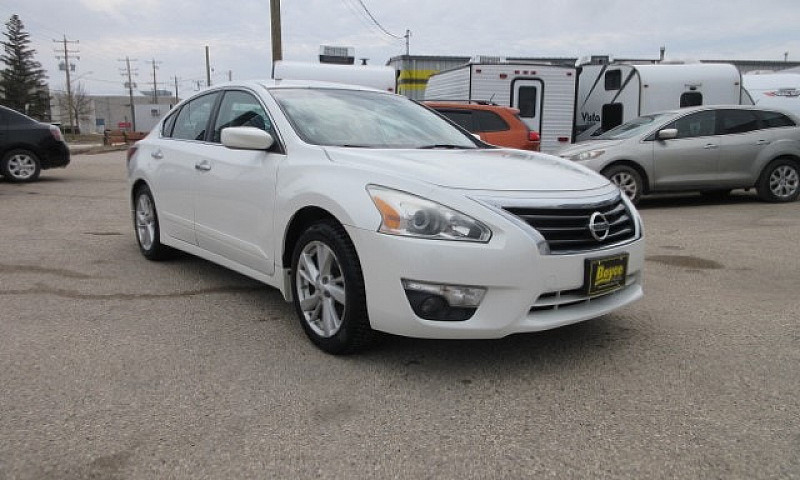 2014 Nissan Altima 2...