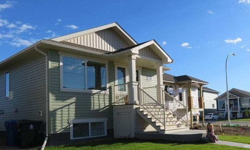 Legal 2 Bedroom Base...