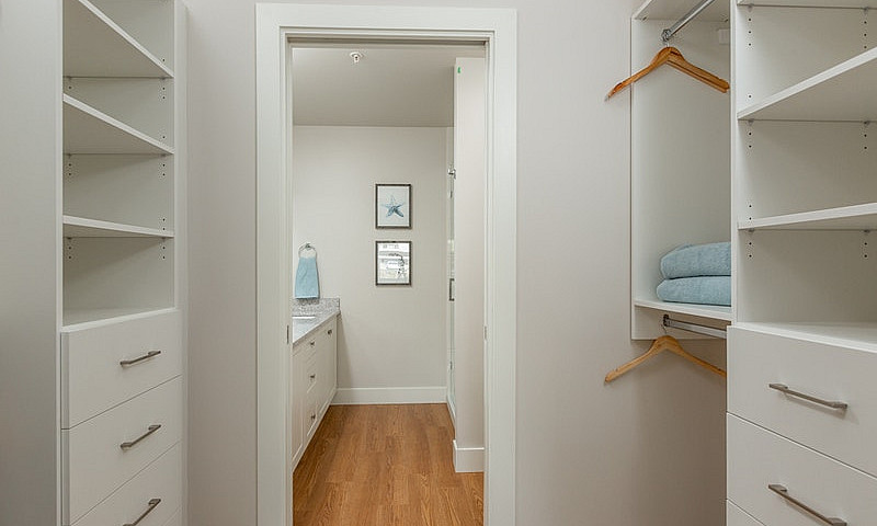Rare 3 Bdrm Apartmen...