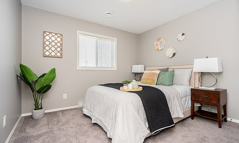 The Edge - 2 Bed - R...