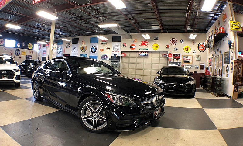 2019 Mercedes-Benz C...