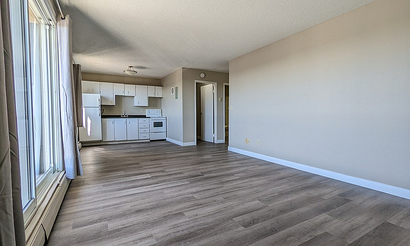 Northeast Regina Apa...