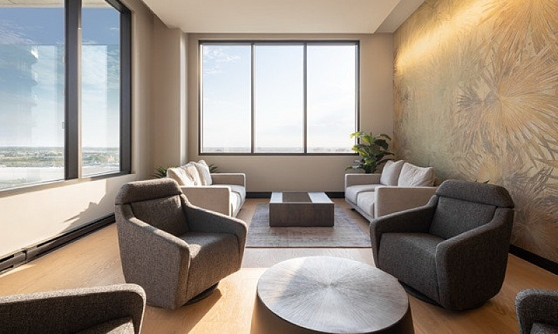 Central Parc Laval -...
