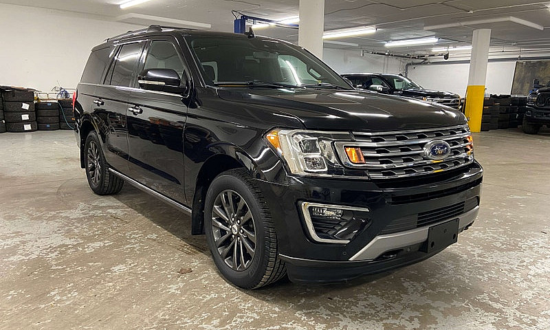 2020 Ford Expedition...
