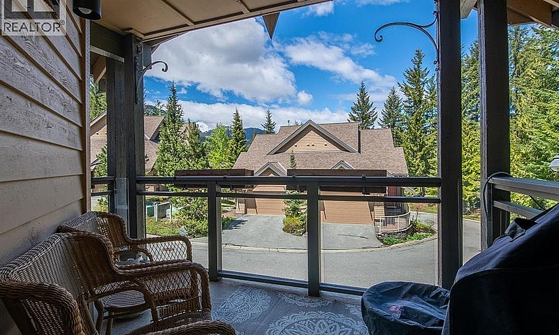 29 2641 Whistler Roa...