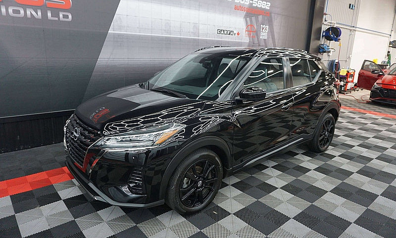 2024 Nissan Kicks Sr...
