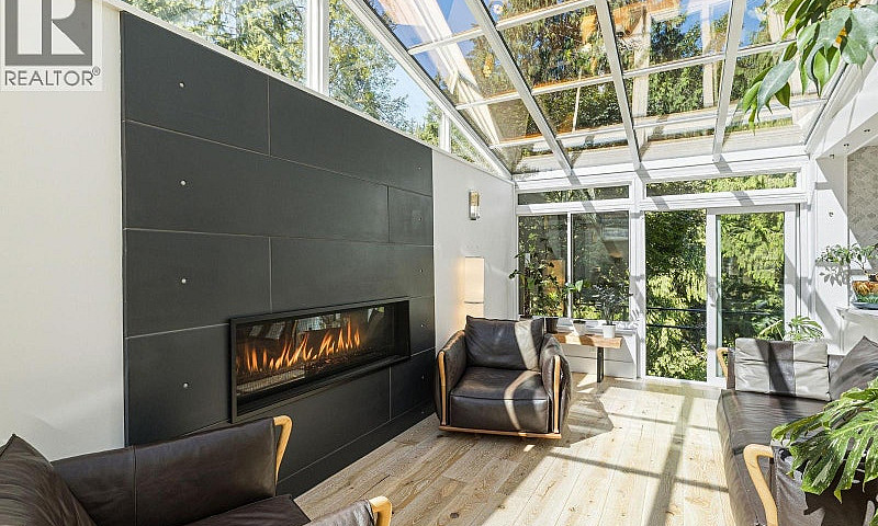 29 3295 Sunnyside Ro...
