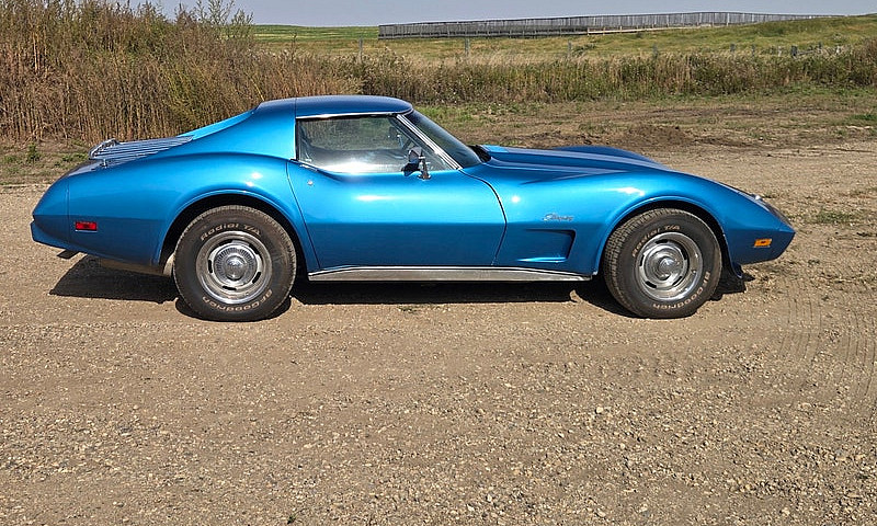 1975 Corvette Stingr...