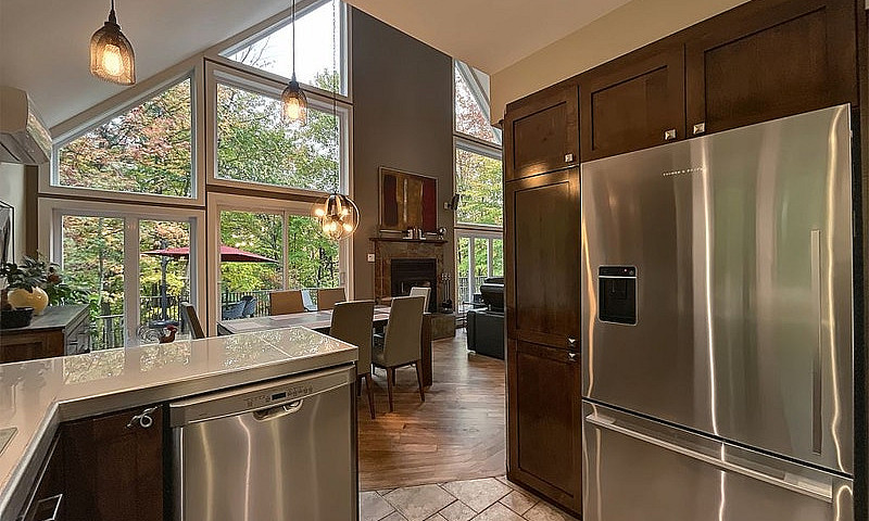 $749,000 - 2 Storey ...