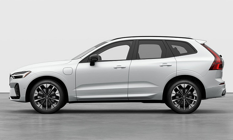 2027 Volvo Xc60 Plug...