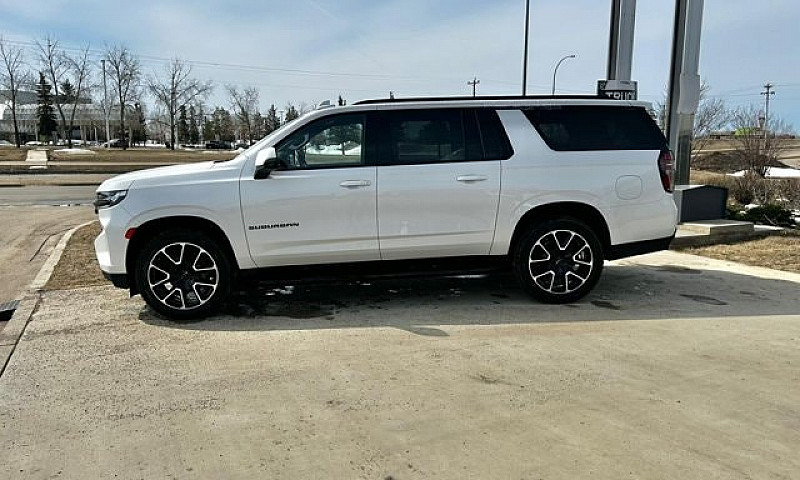 2023 Chevrolet Subur...