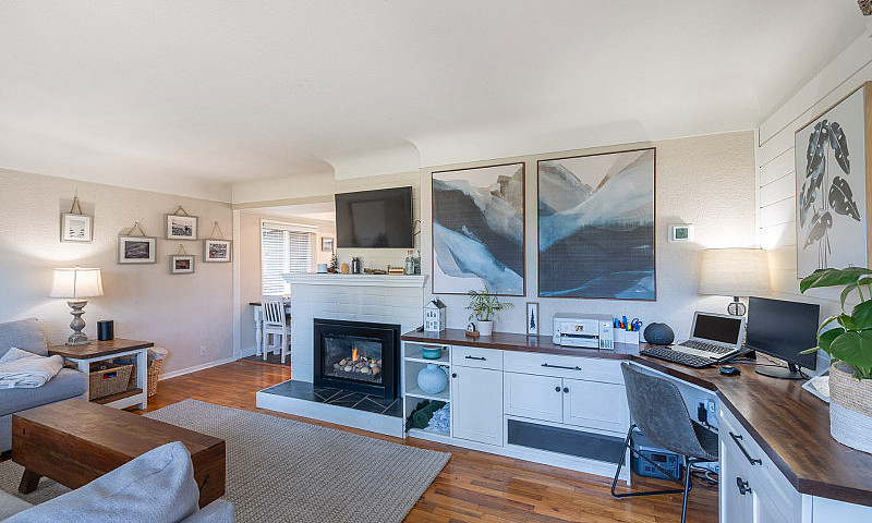 2 Bed Rancher For Sa...