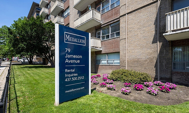 Northshore Apartment...