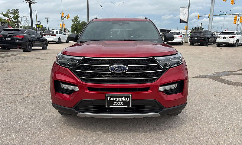 2020 Ford Explorer X...
