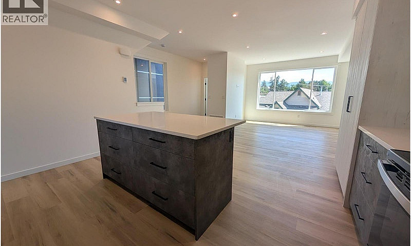 3602 Pleasant Valley...