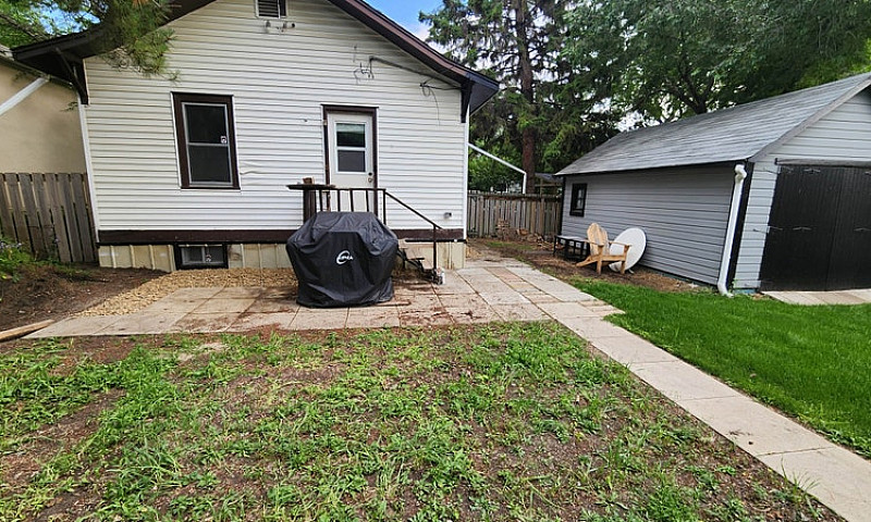 1 Bed & Den Buena Vi...