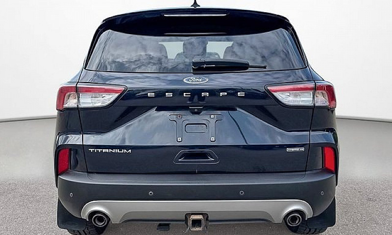 2021 Ford Escape Tit...