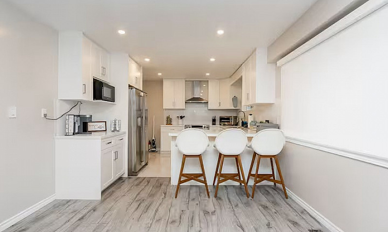 4-Bedroom, 2.5-Bathr...