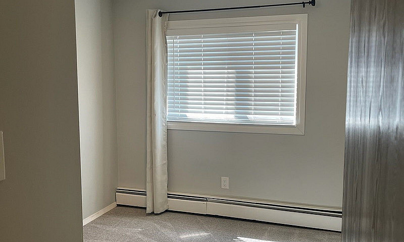 Glenridge Apts - Bac...