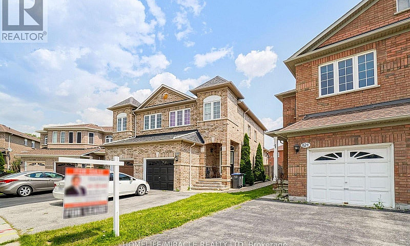 824 Khan Crescent Mi...
